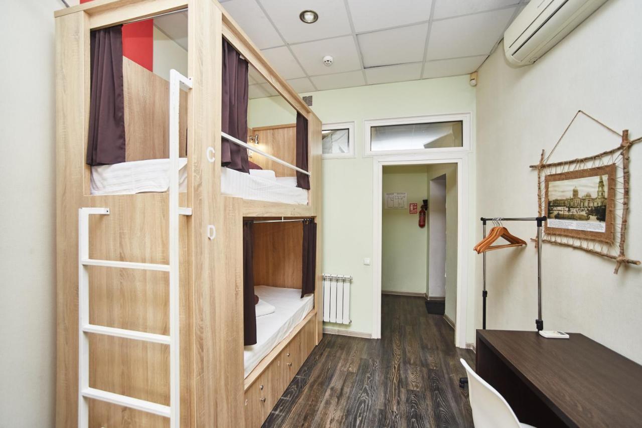 Old Courtyard Hostel 敖德萨 外观 照片